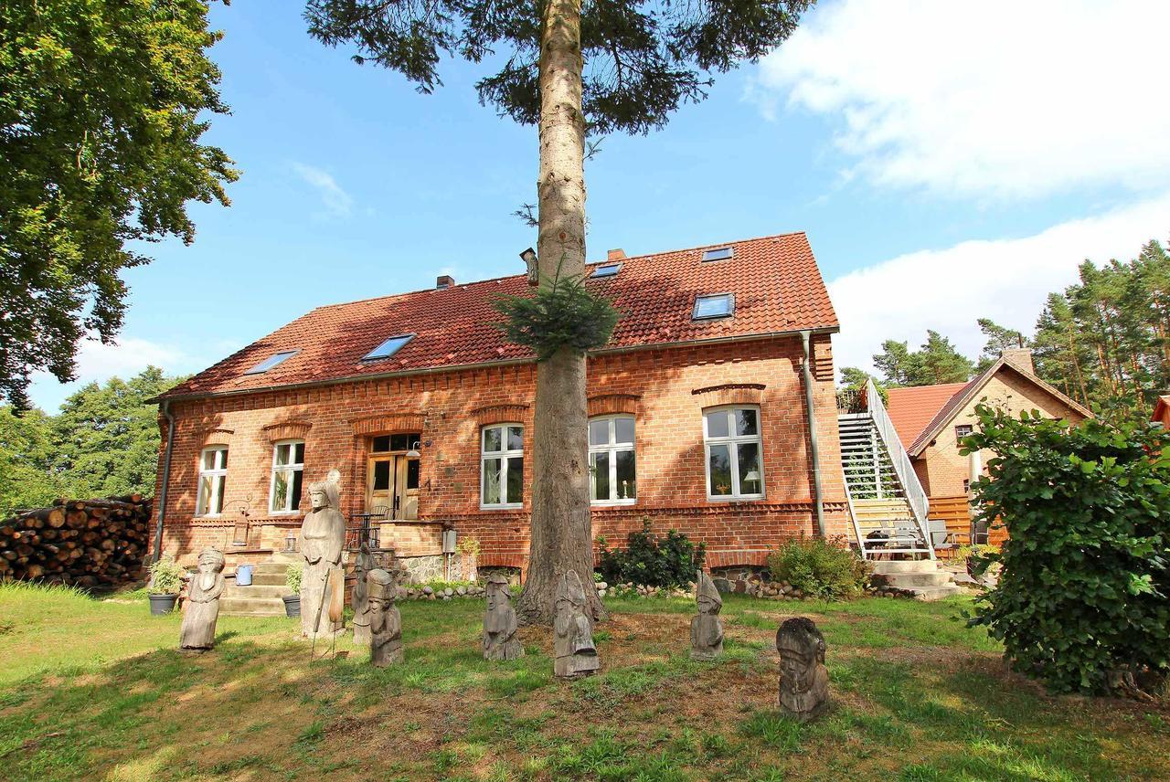Ferienwohnung Im Forsthaus Am See Schwarz エクステリア 写真